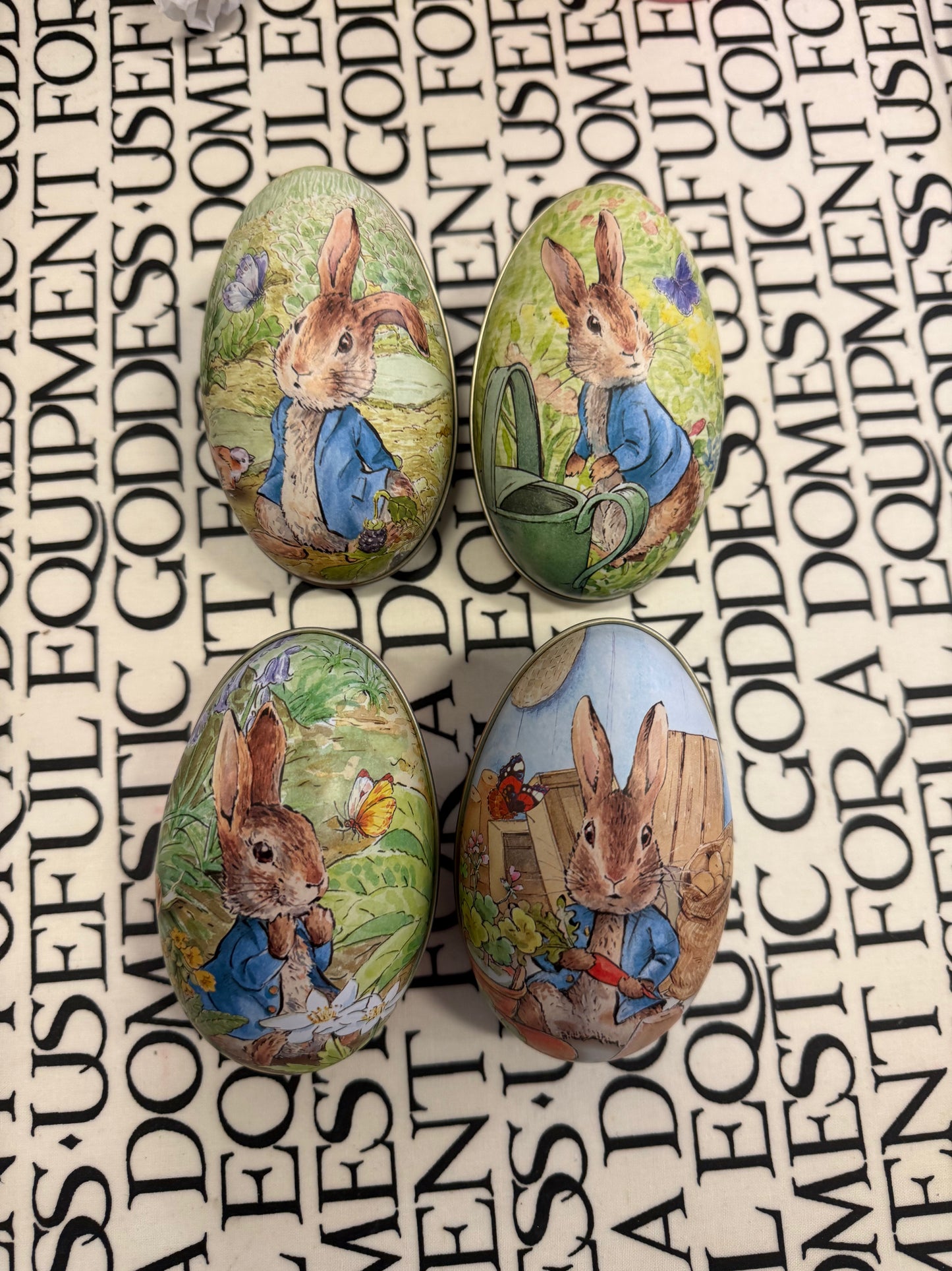 Peter Rabbit Medium Easter Egg