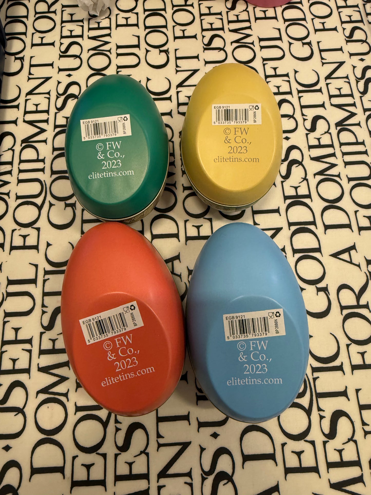Peter Rabbit Medium Easter Egg