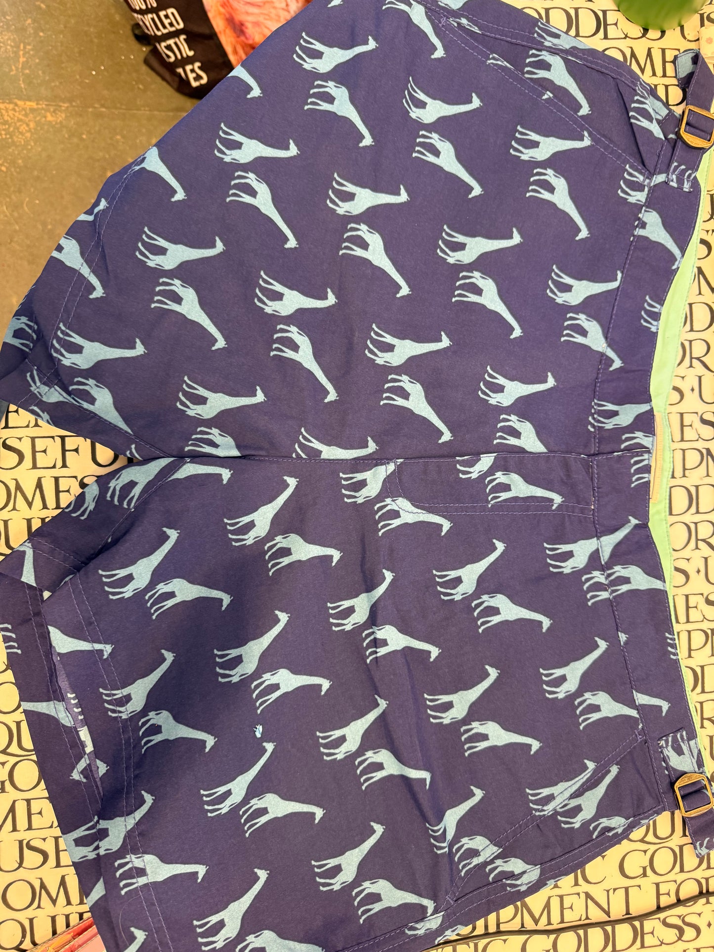 Boden Mens Giraffe Swim shorts 40