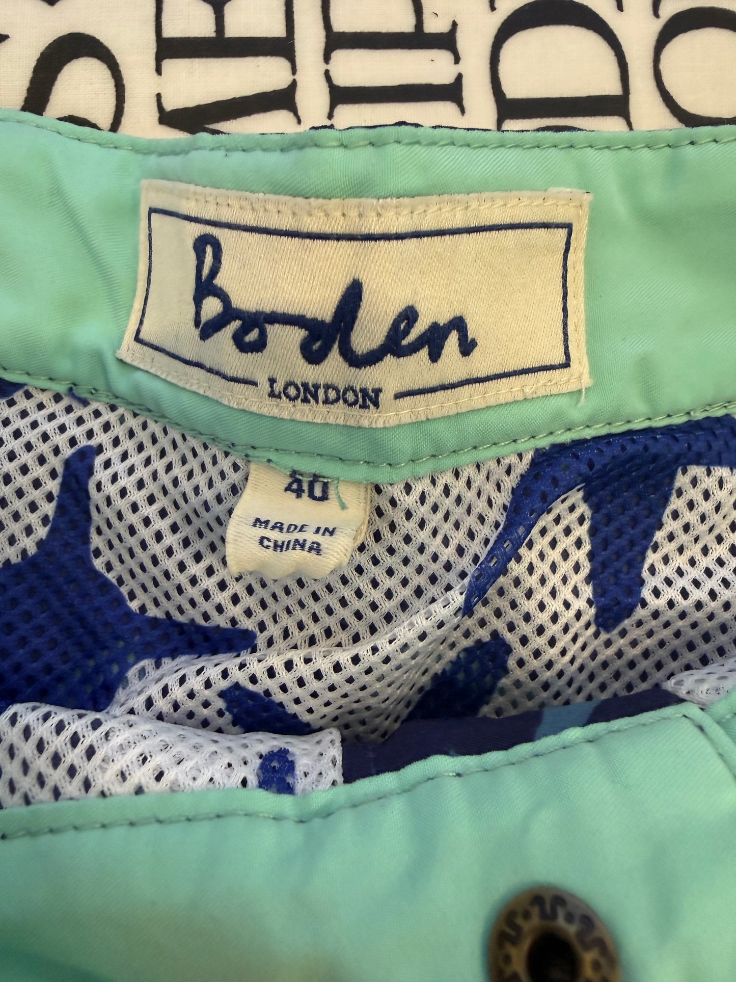 Boden Mens Giraffe Swim shorts 40