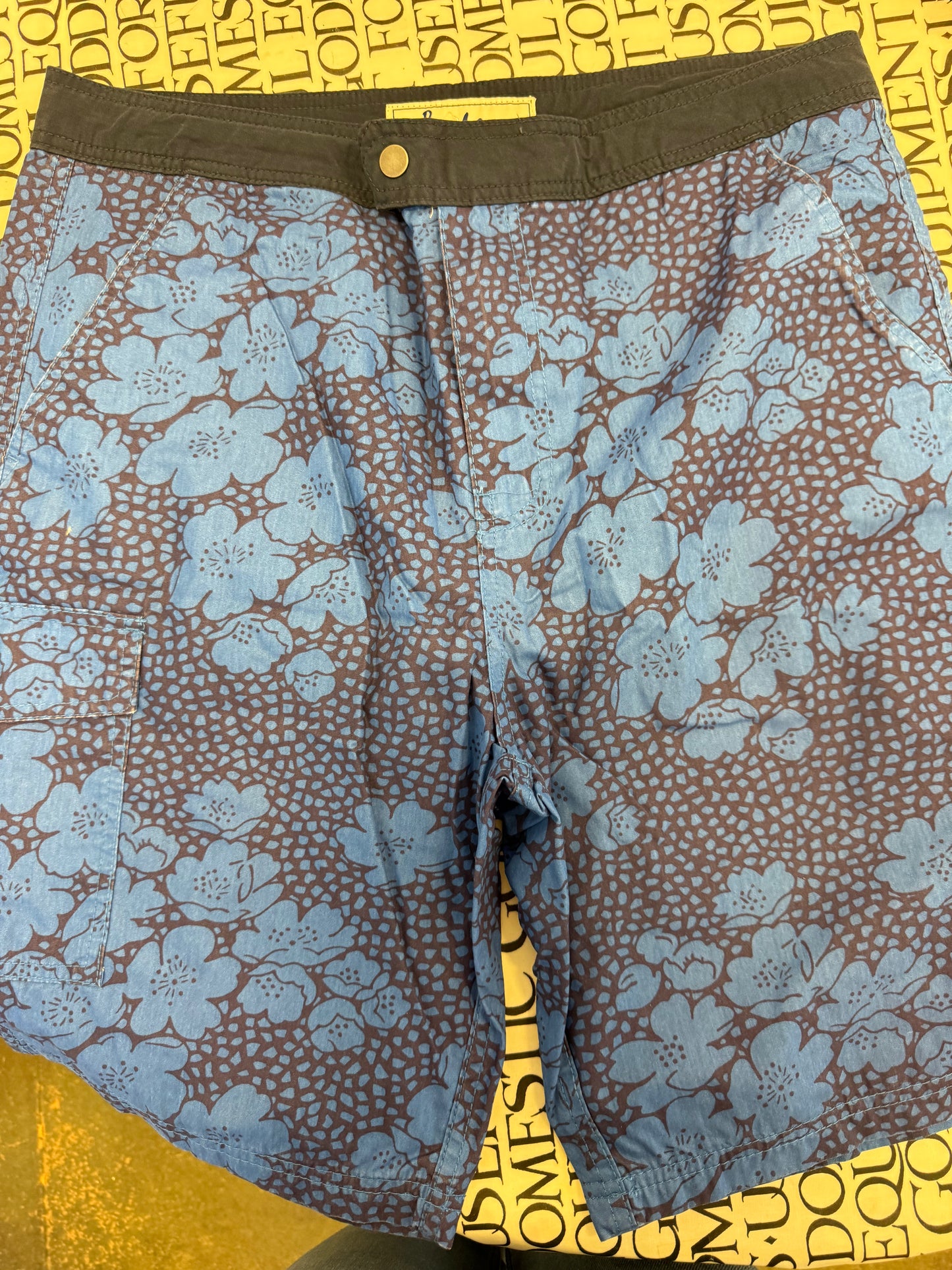 Boden Mens Flower Swim Shorts 34
