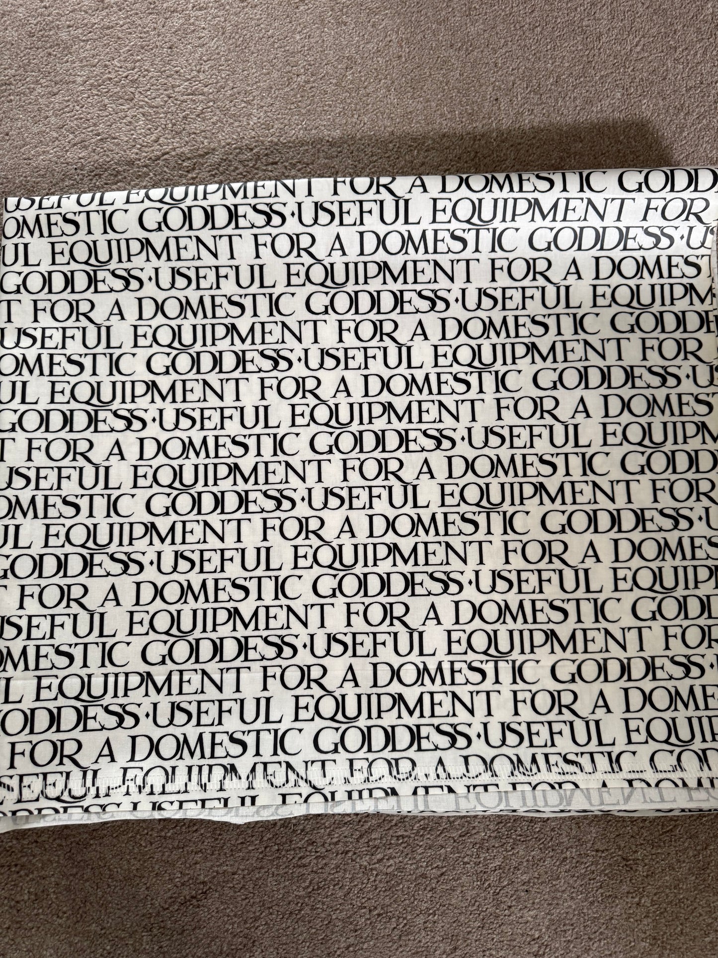 Emma Bridgewater Black Toast Table Cloth 1