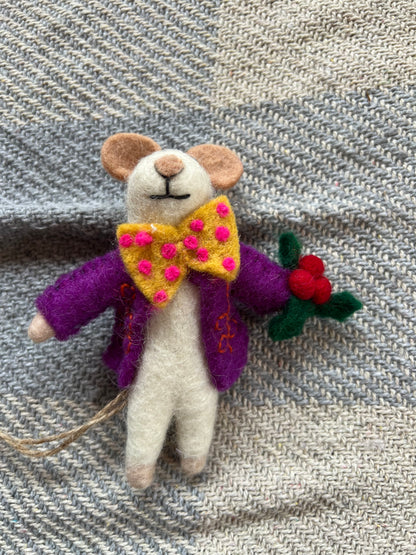 Felt So Good Decorations