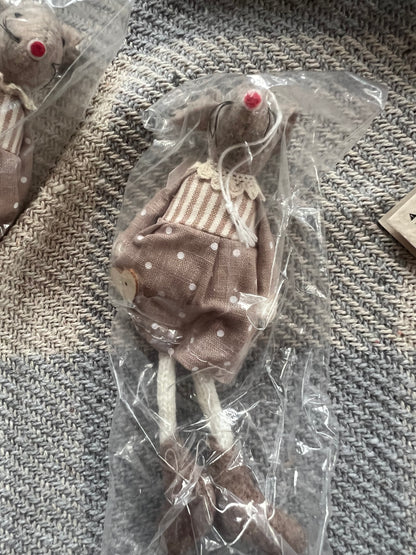 Felt So Good Decorations