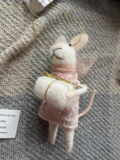 Felt So Good Decorations