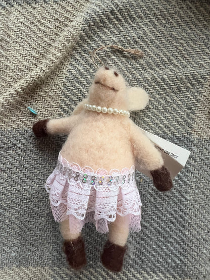 Felt So Good Decorations