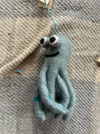 Felt So Good Decorations