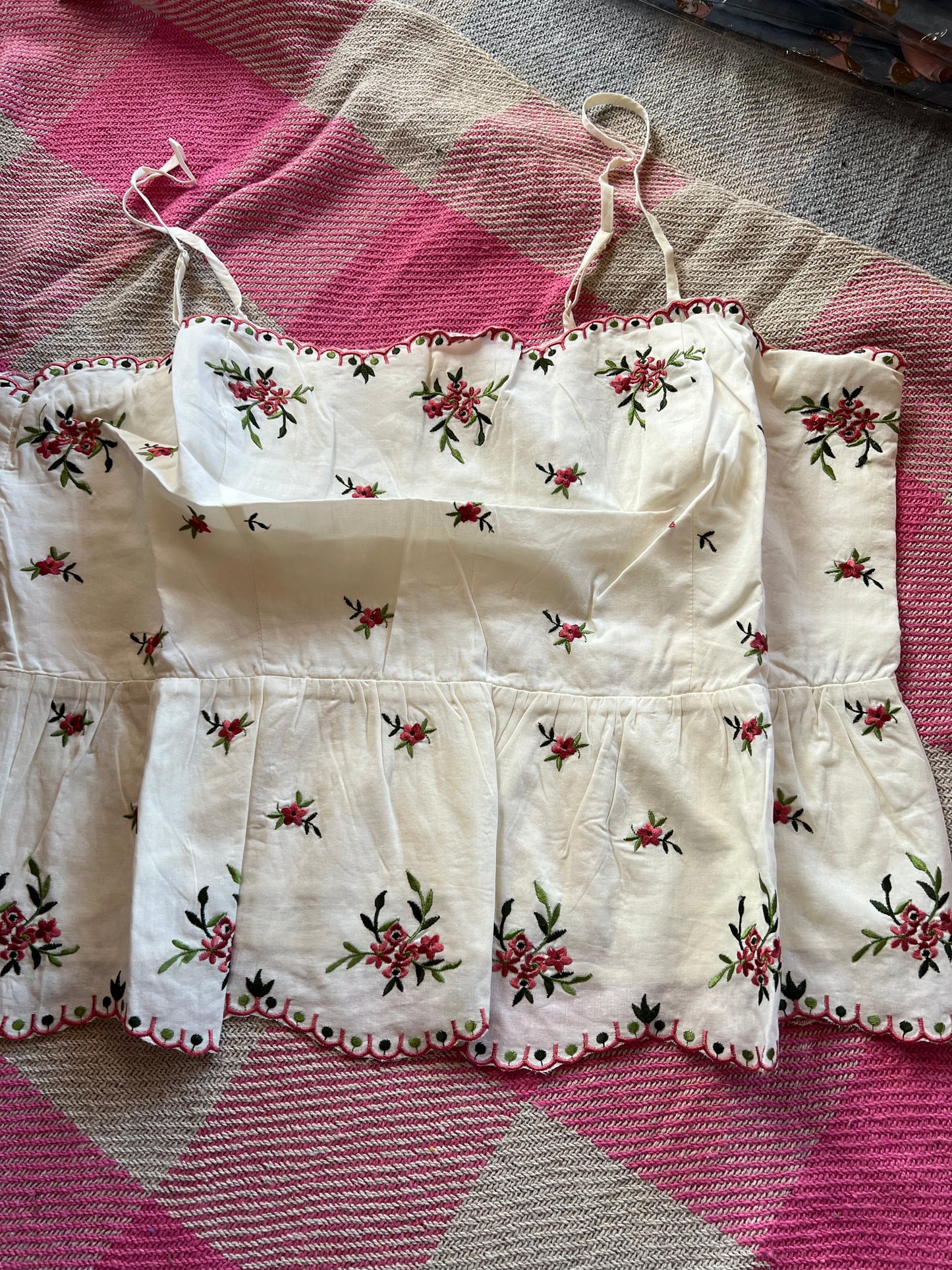 Boden Floral Crop Top 18