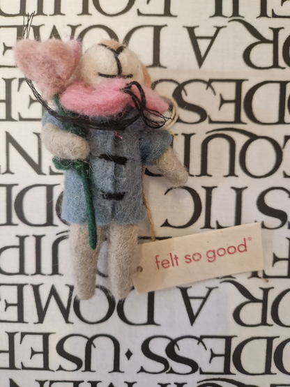 Felt So Good Decorations